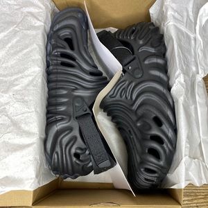 NEW with tags and box Crocs Pollex clogs Salehe Bembury Sasquatch black SIZE 10